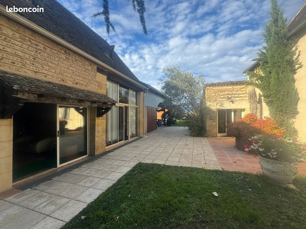 Maison à louer, 150m², Lamonzie-Saint-Martin