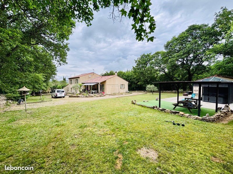 Maison à vendre, 184m², Bouquet