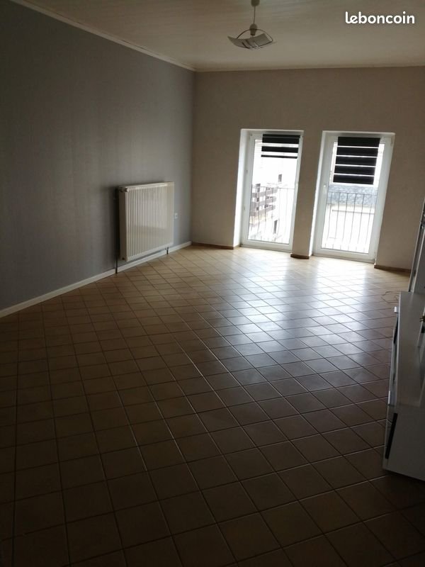 Appartement à louer, 75m², Merten