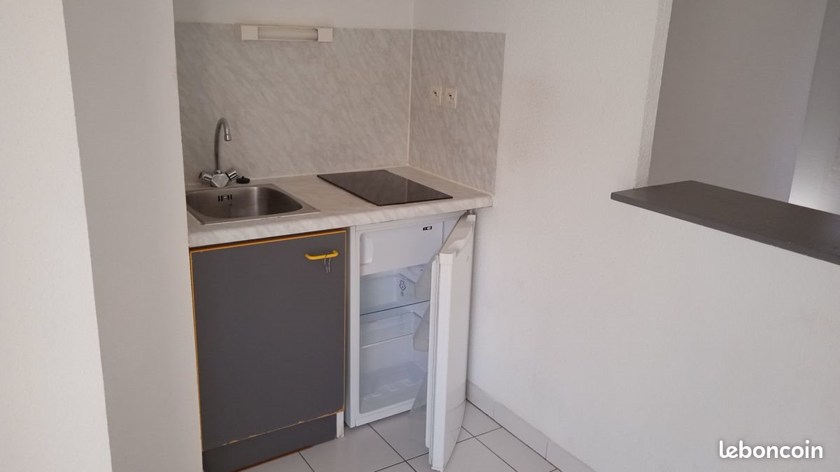 Appartement à louer, 32m², Nîmes
