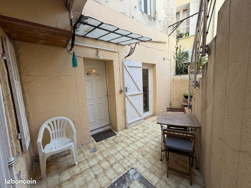 Appartement à louer, 38m², Marseille 6ème