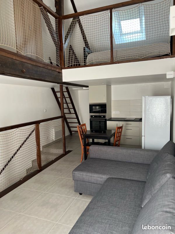 Appartement à louer, 27m², Bressuire