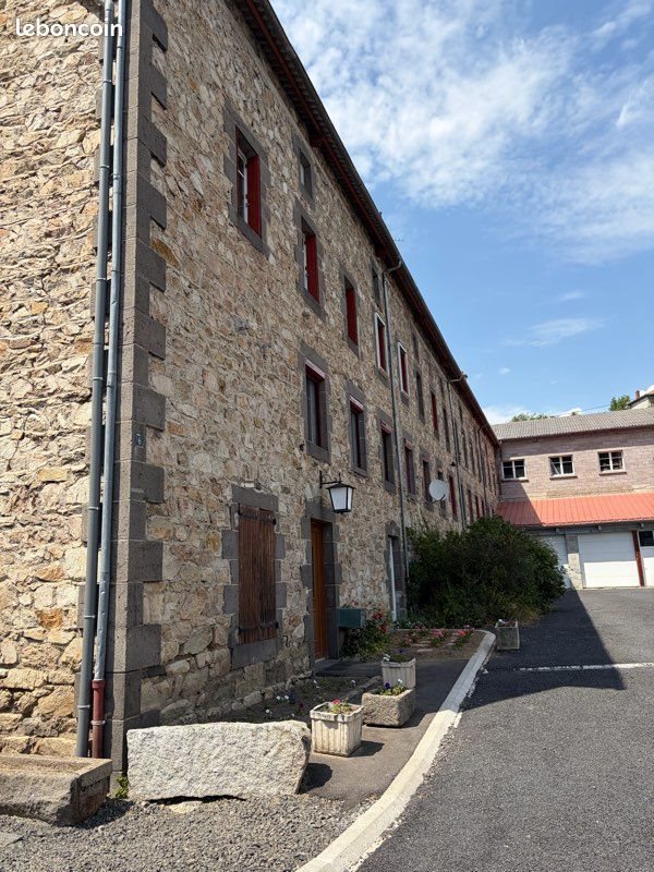 Appartement à louer, 70m², Saint-Flour