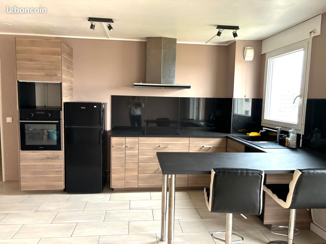 Appartement à louer, 67m², Issy-les-Moulineaux