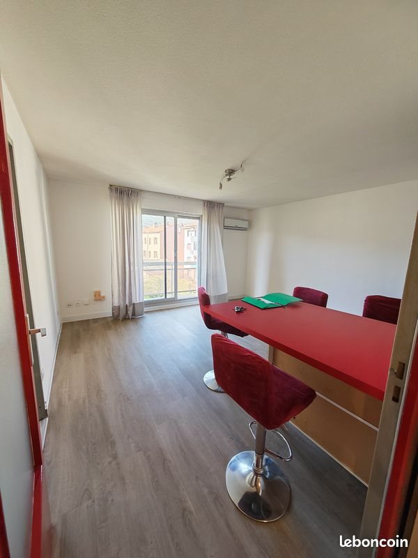 Appartement à louer, 38m², Toulon