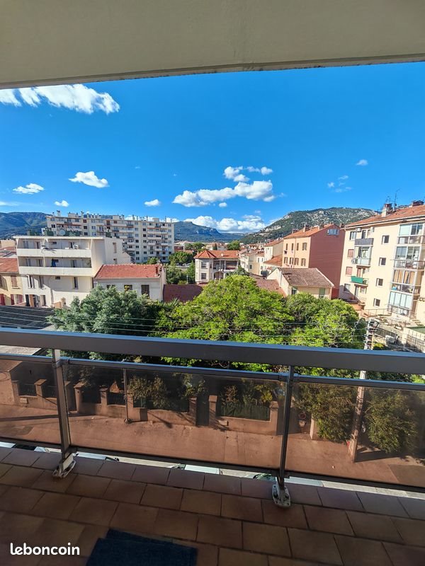 Appartement à louer, 38m², Toulon