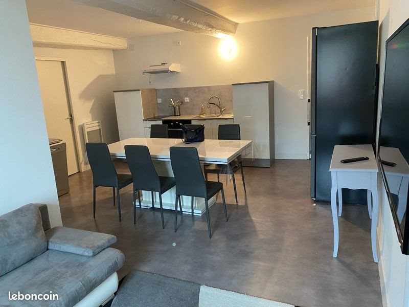 Appartement à louer, 65m², Candé