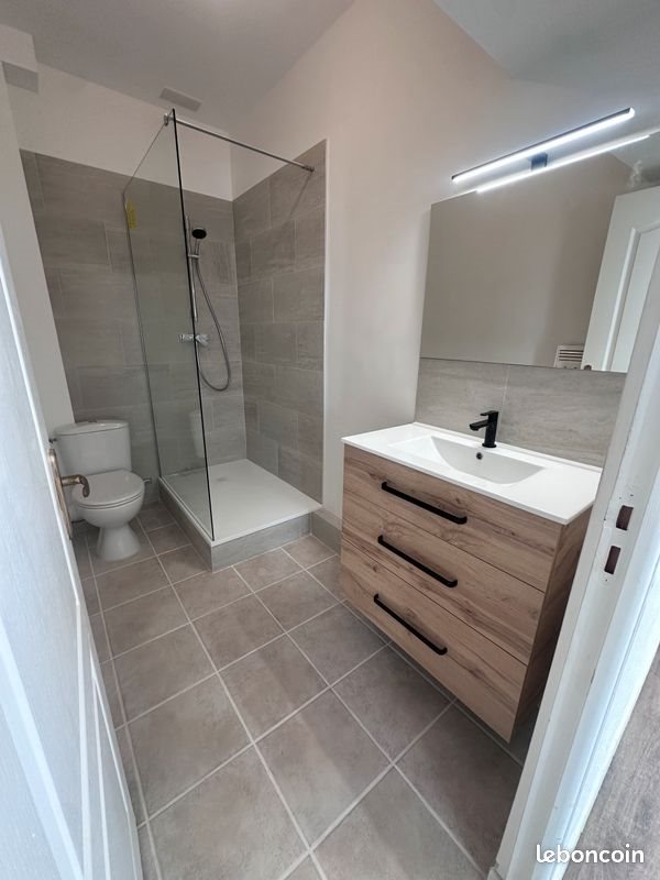 Appartement à louer, 57m², Cassis