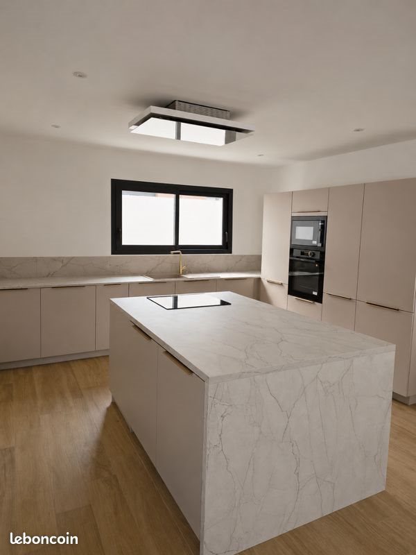 Maison à vendre, 120m², Saint-Privat-des-Vieux