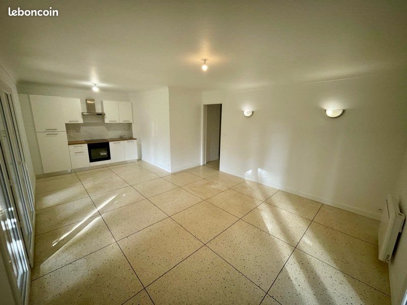 Appartement à louer, 50m², Saint-Raphaël