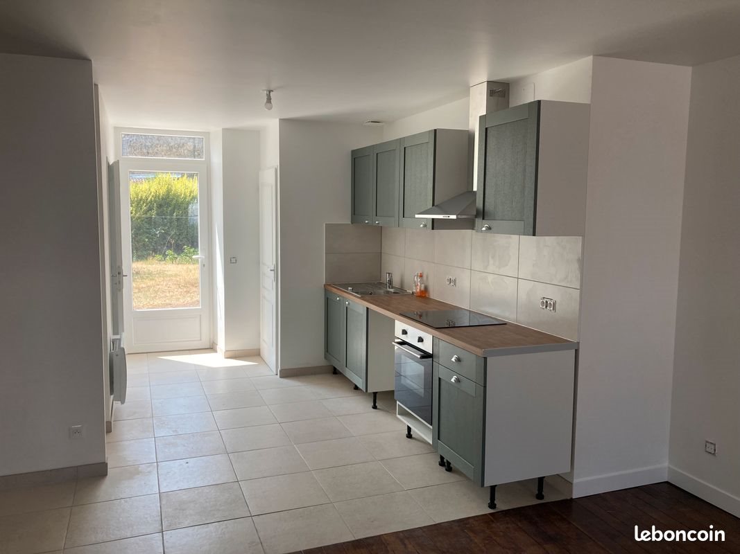 Appartement à louer, 65m², Château-Chinon (Ville)