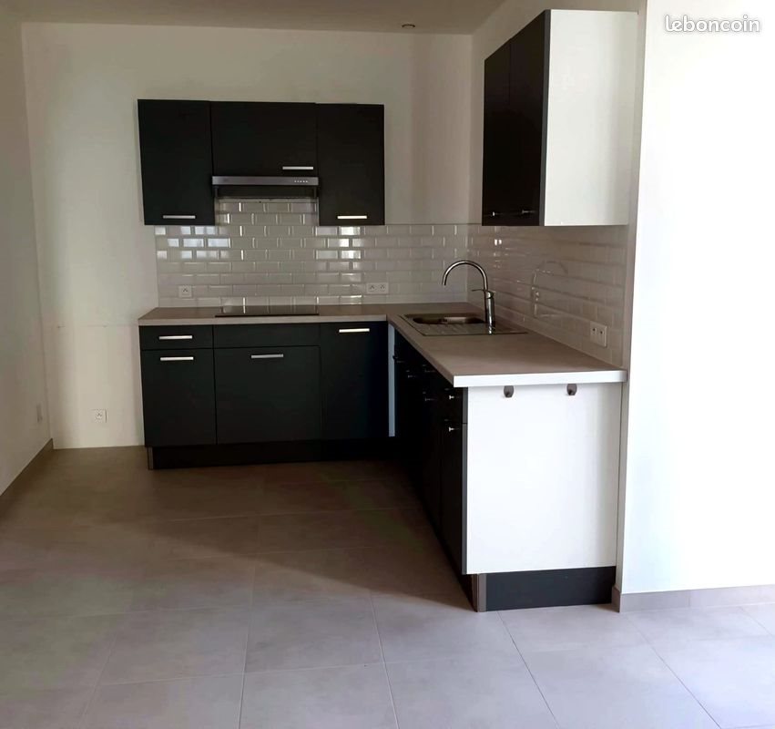 Appartement à louer, 75m², Lencloître