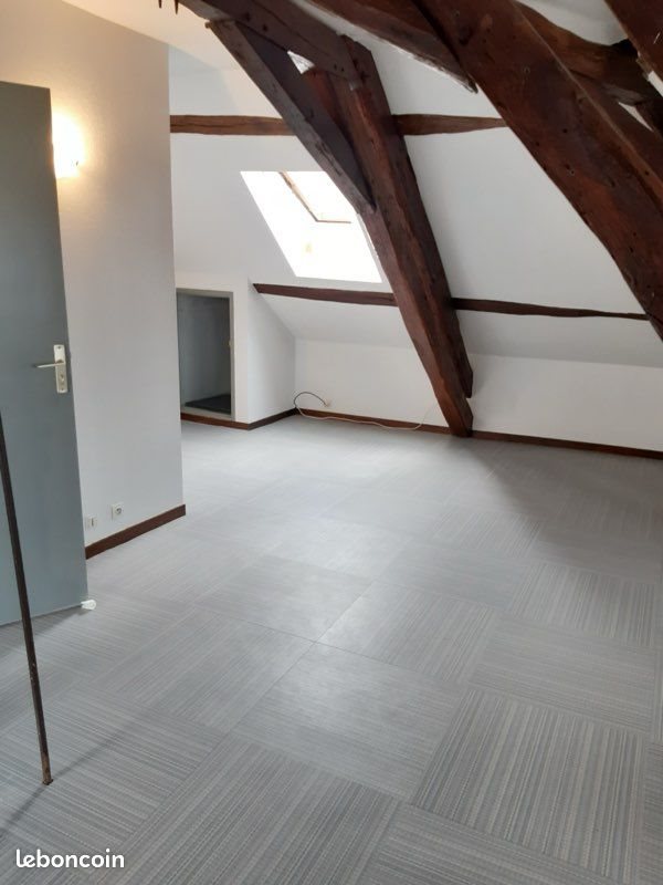 Appartement à louer, 30m², Saint-Amand-Montrond