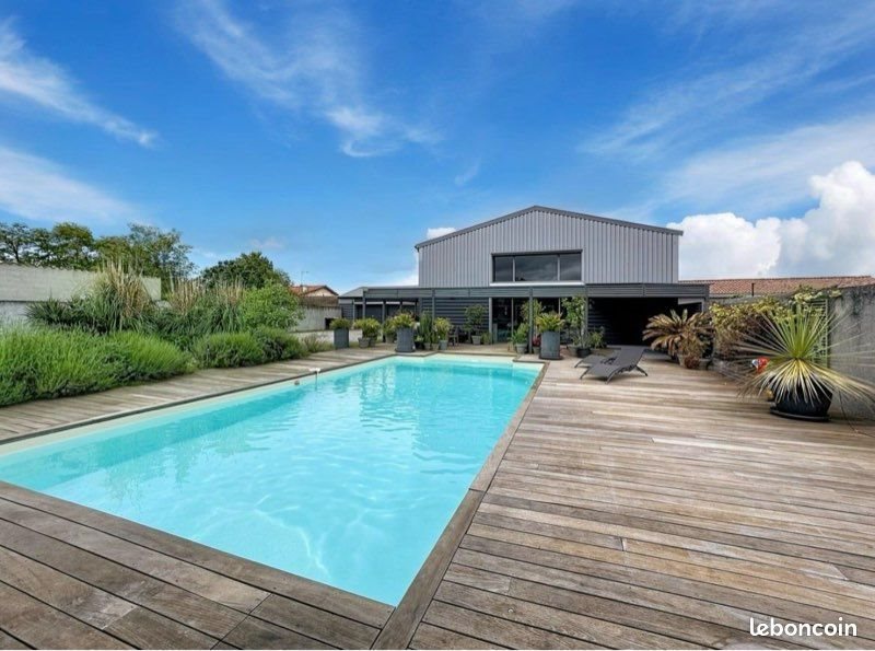 Maison à vendre, 235m², Villeneuve-du-Paréage