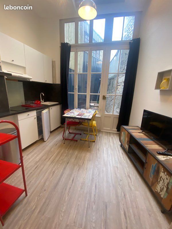 Appartement à louer, 24m², Pau
