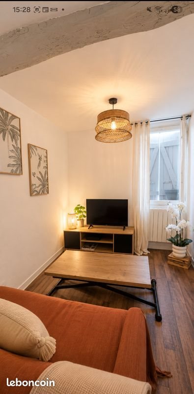 Appartement à louer, 28m², Trans-en-Provence