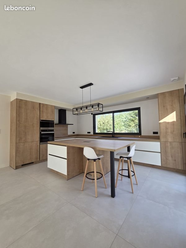 Maison à louer, 137m², Pompertuzat
