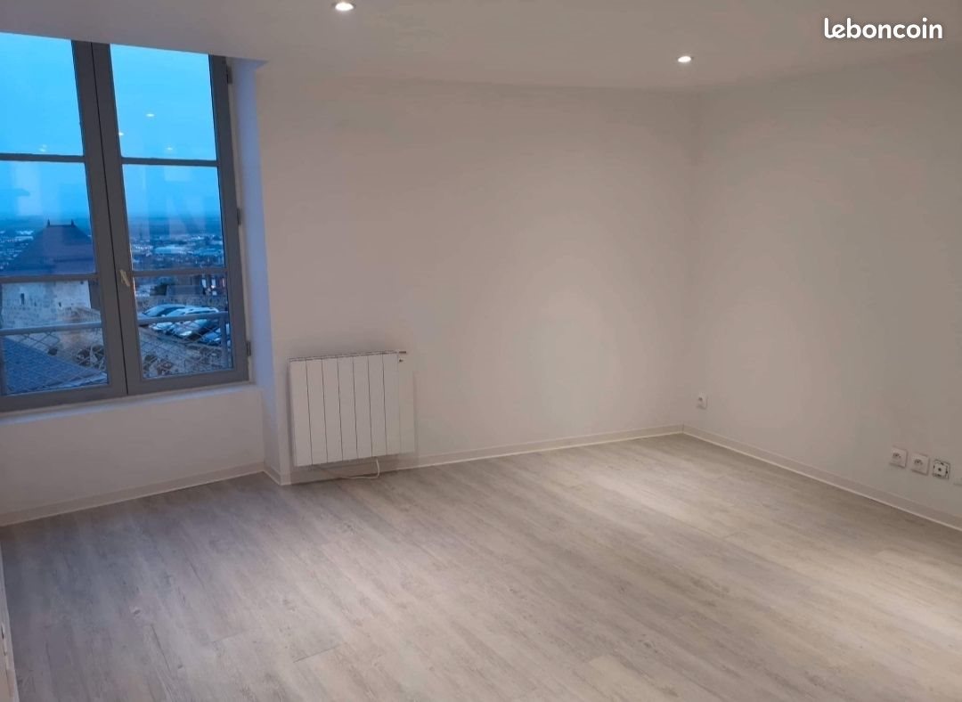 Appartement à louer, 38m², Laon