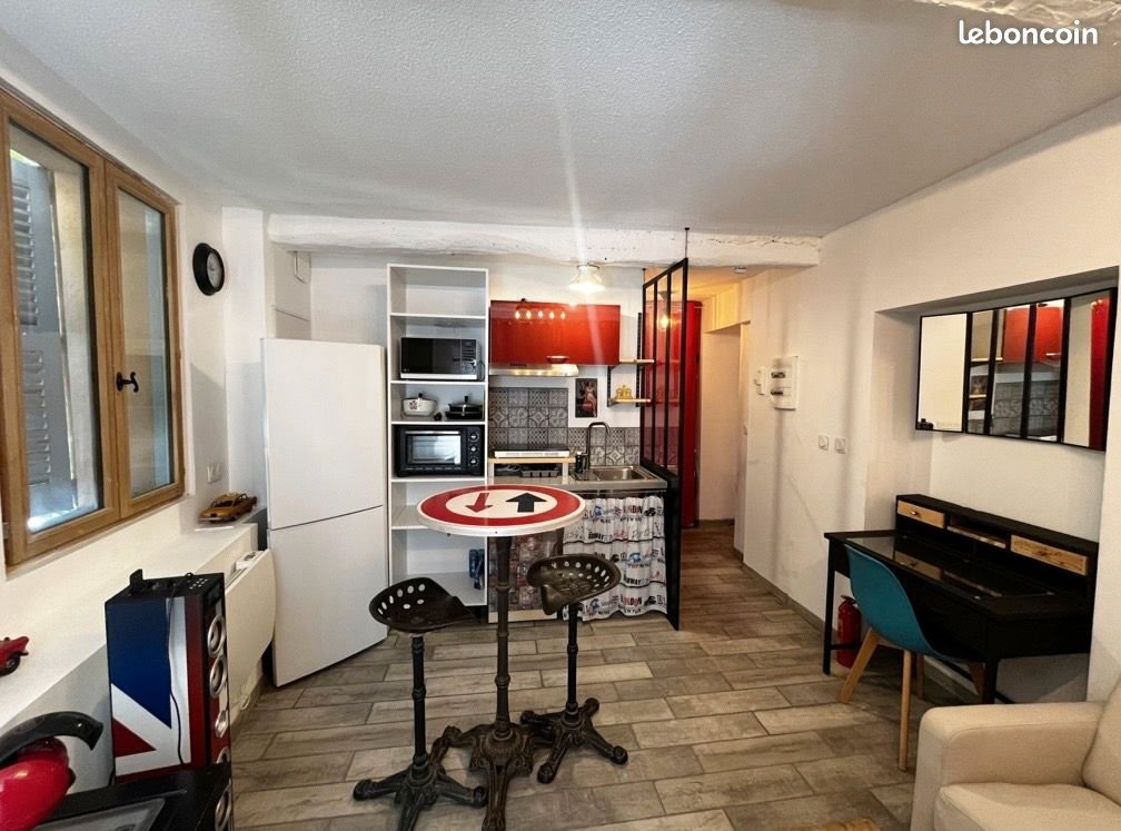 Appartement à louer, 27m², Grasse