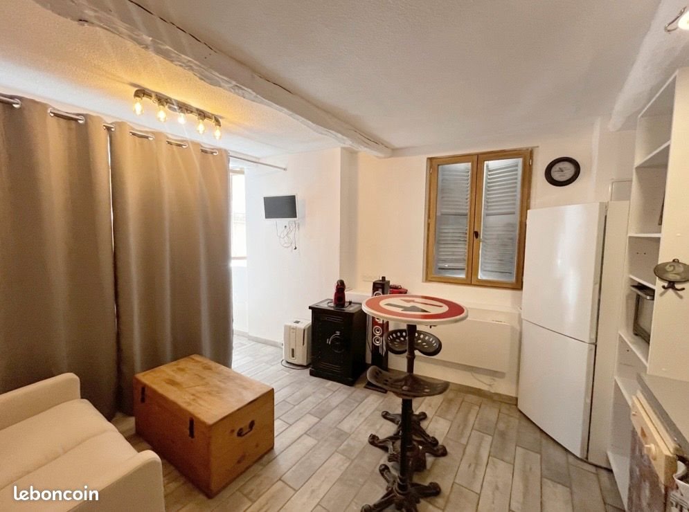 Appartement à louer, 27m², Grasse