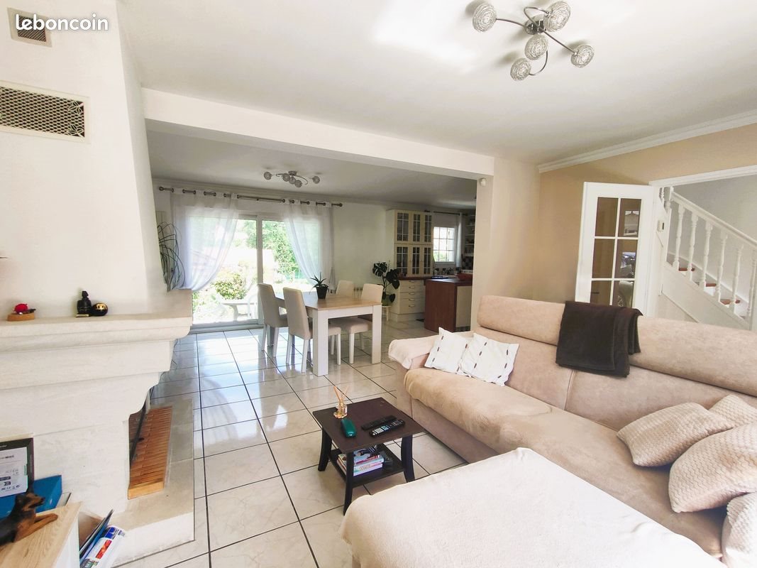 Maison à vendre, 102m², Ambleville