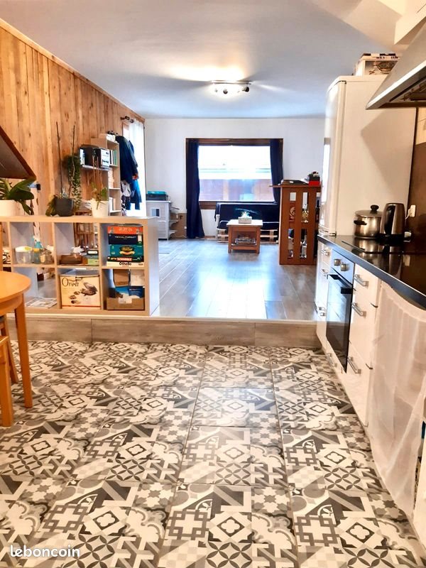 Appartement à louer, 106m², Saint-Jean-de-Tholome