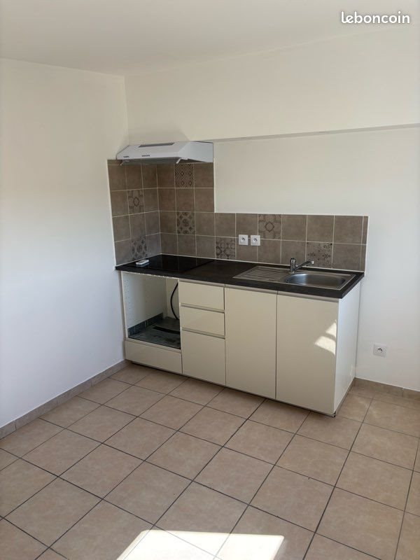 Appartement à louer, 18m², Bellegarde