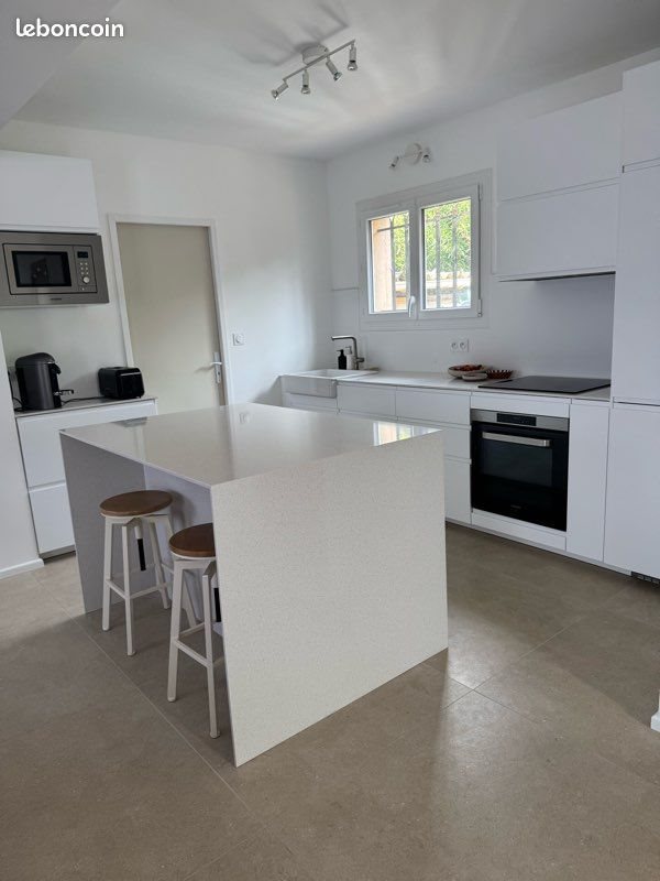 Maison à louer, 73m², Carqueiranne