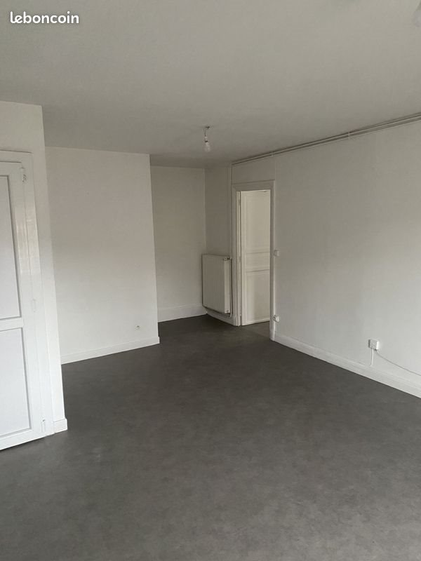 Appartement à louer, 77m², Montbrison
