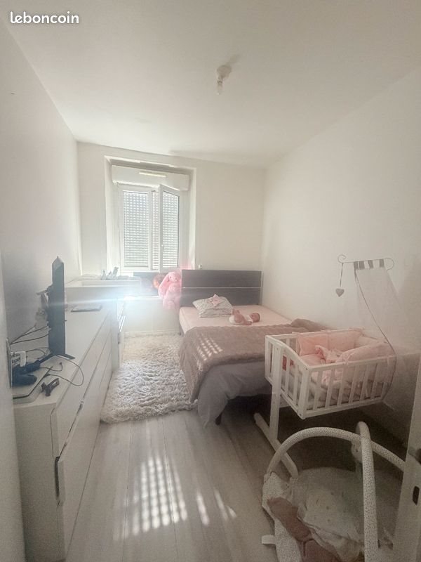 Appartement à louer, 45m², Fougères
