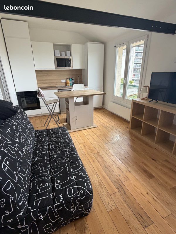 Appartement à louer, 23m², Courbevoie