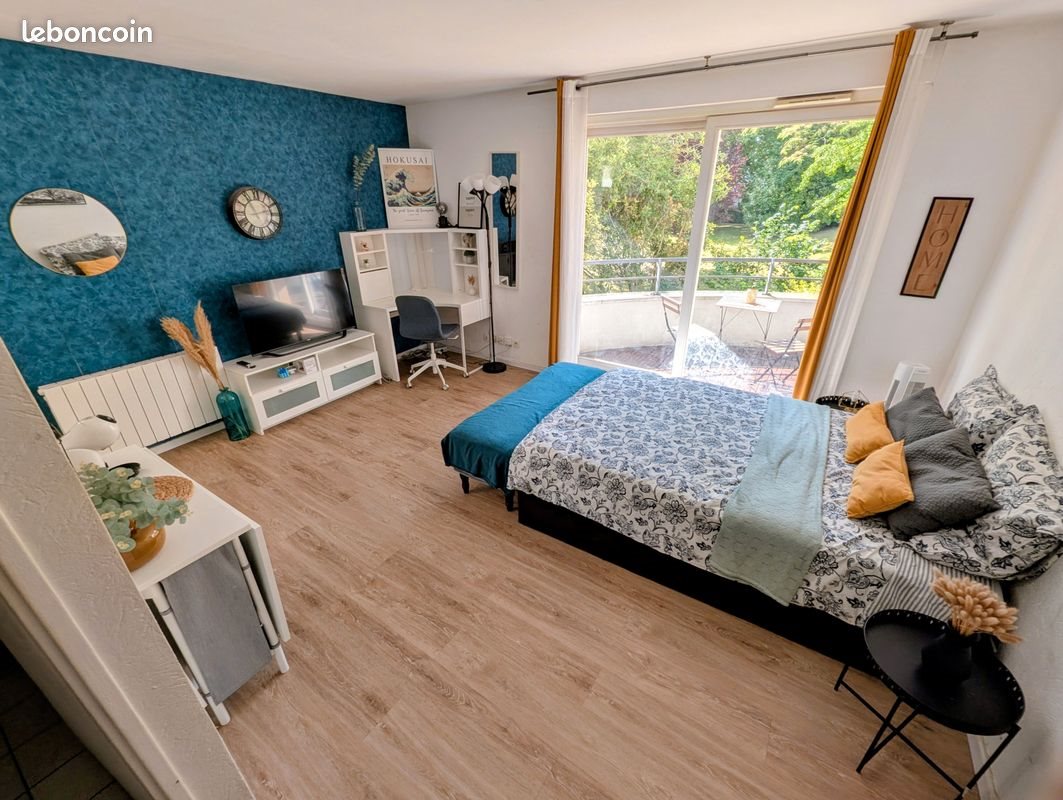 Appartement à louer, 28m², Cergy