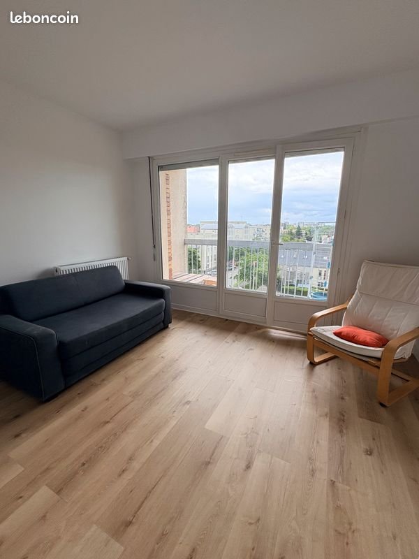 Appartement à louer, 35m², Maurepas