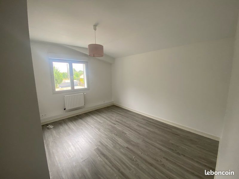 Maison à louer, 130m², Château-Larcher