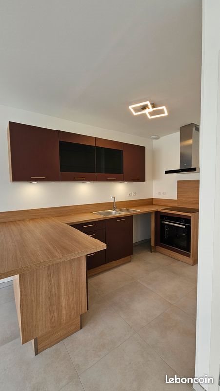 Maison à louer, 89m², Crémieu