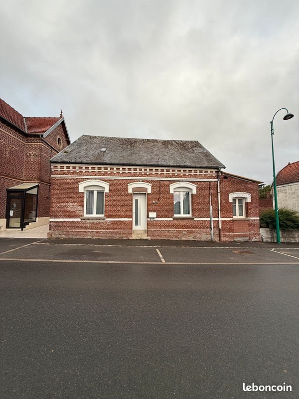 Maison à louer, 81m², Roisel