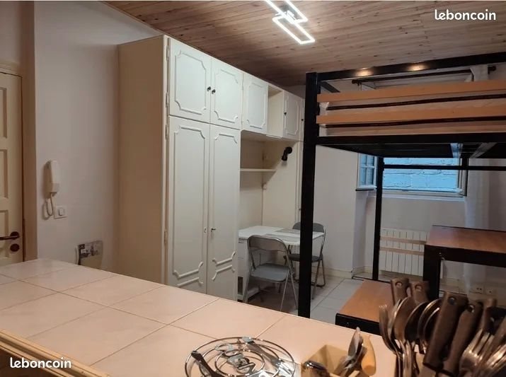 Appartement à louer, 22m², Figeac