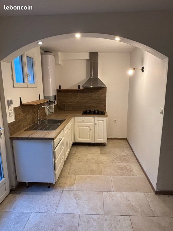 Maison à louer, 50m², Saint-Andiol