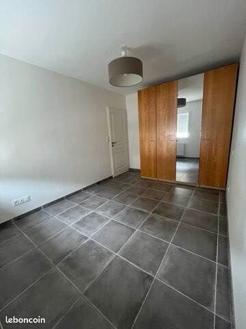 Maison à louer, 87m², Moulon