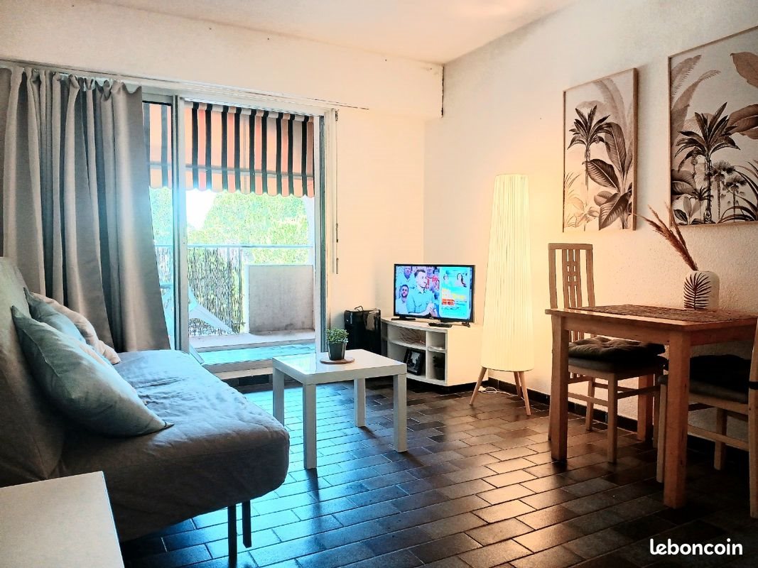 Appartement à louer, 24m², Hyères