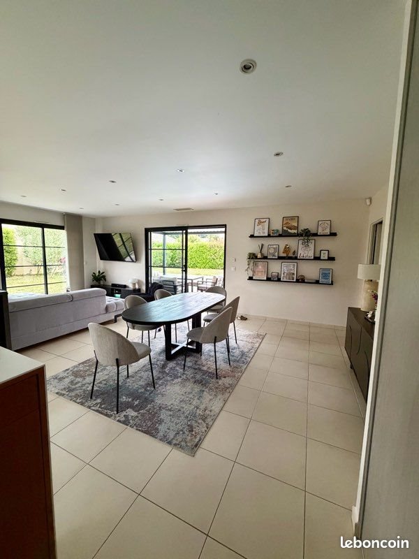 Maison à vendre, 121m², Lherm