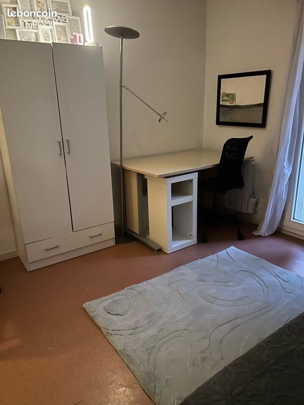 Appartement à louer, 18m², Nîmes