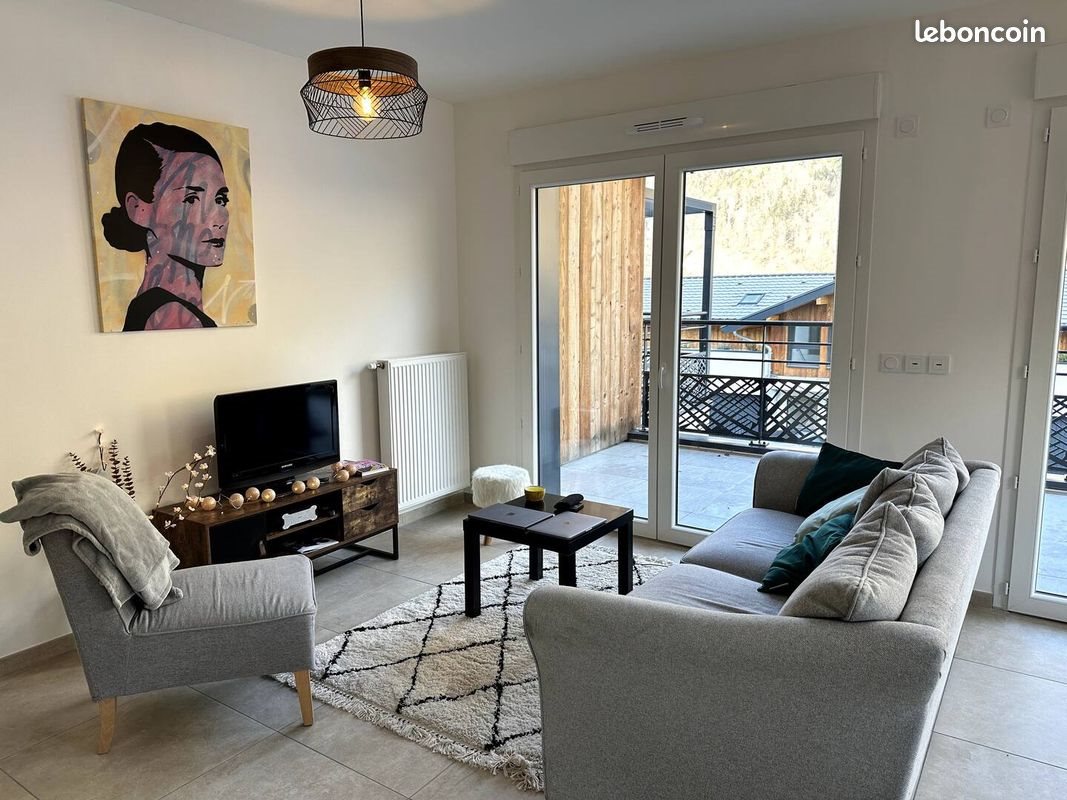 Appartement à louer, 55m², Thônes