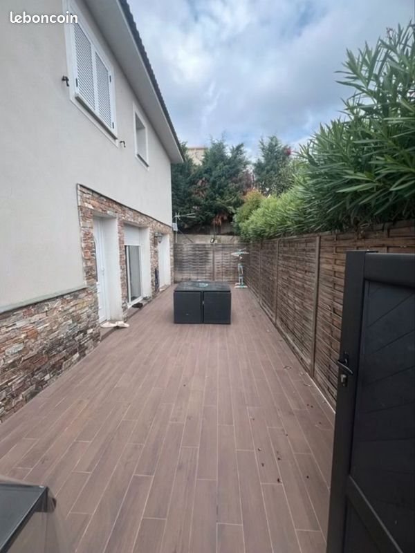 Appartement à louer, 54m², Biguglia
