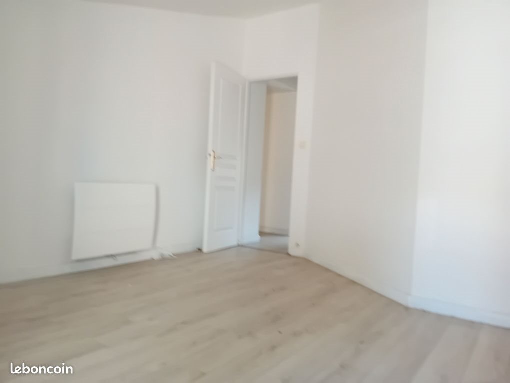 Appartement à louer, 42m², Caussade