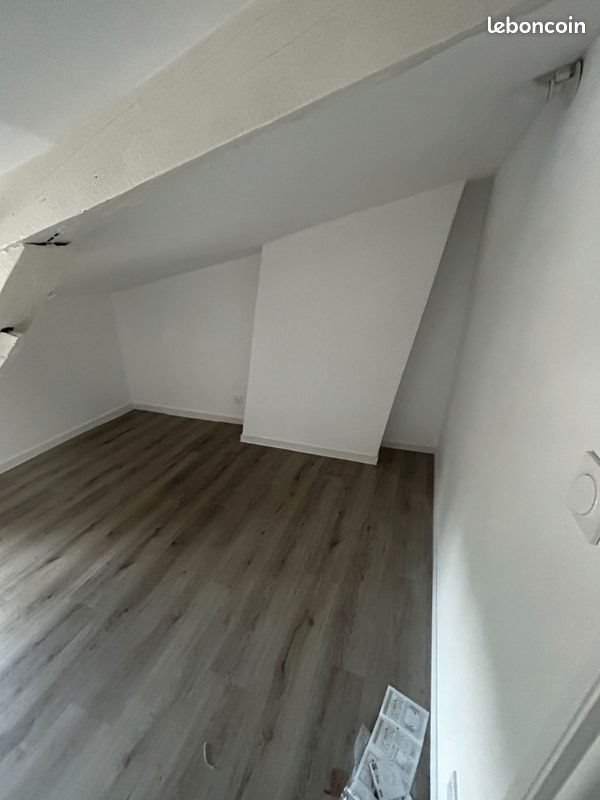 Appartement à louer, 65m², Lussac