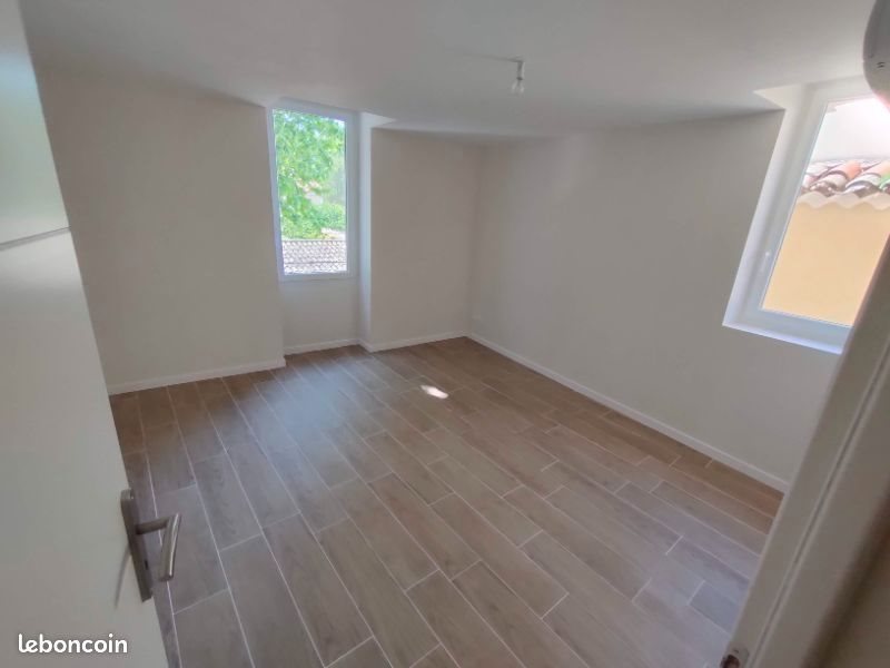Appartement à louer, 42m², Malaucène