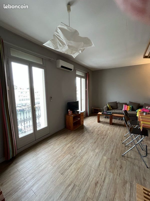 Appartement à louer, 45m², Sète