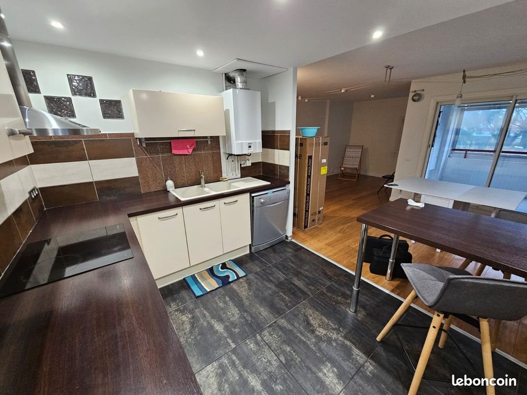 Appartement à louer, 71m², Pau