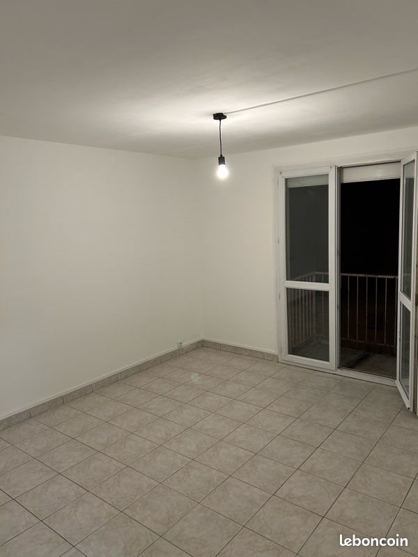 Appartement à louer, 67m², Noyon